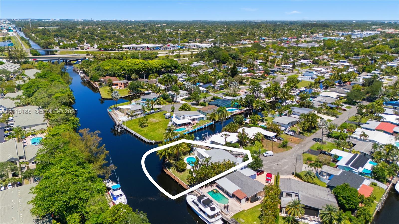 2637 Sugarloaf Ln Fort Lauderdale, FL 33312