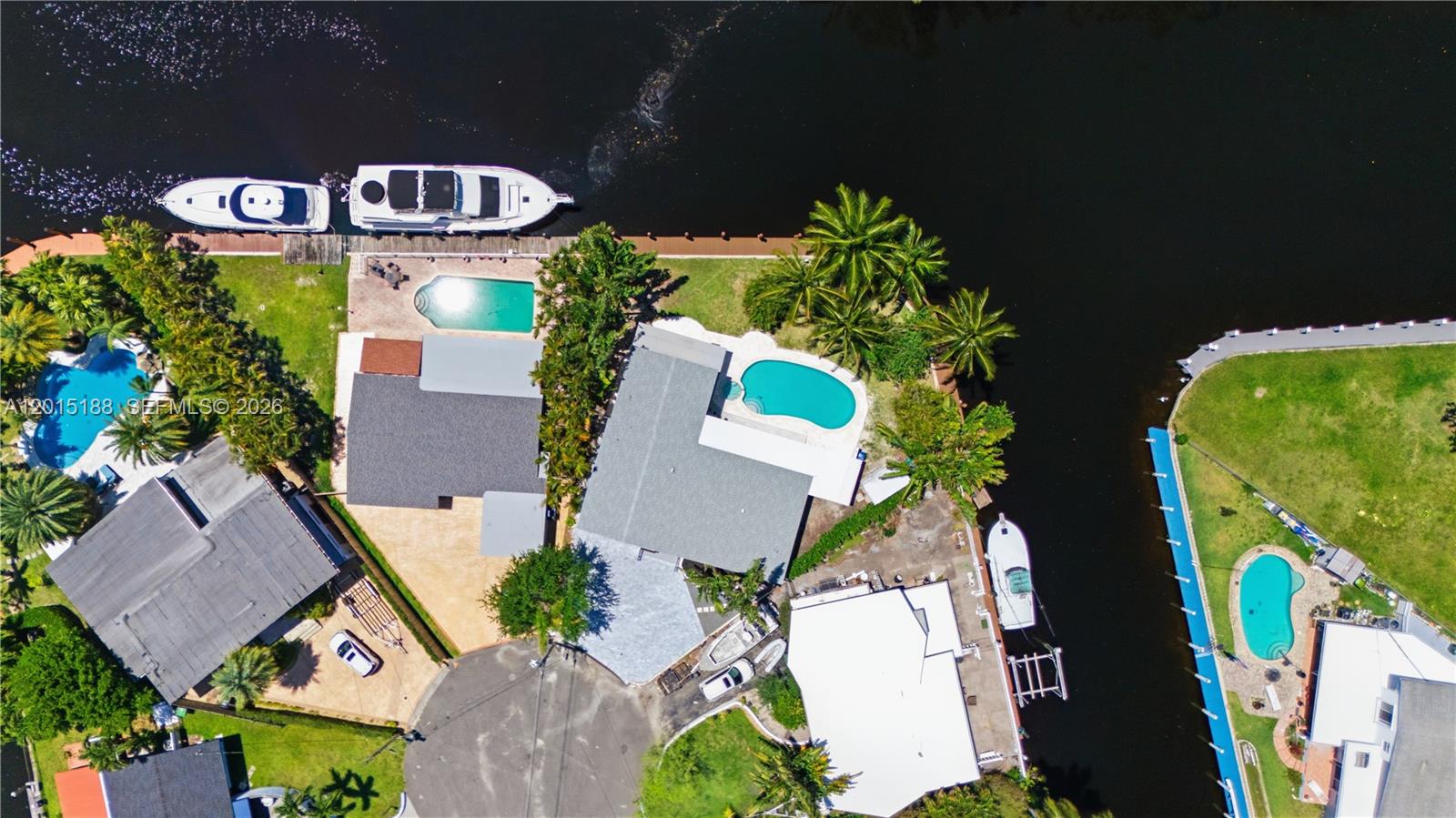 2637 Sugarloaf Ln Fort Lauderdale, FL 33312