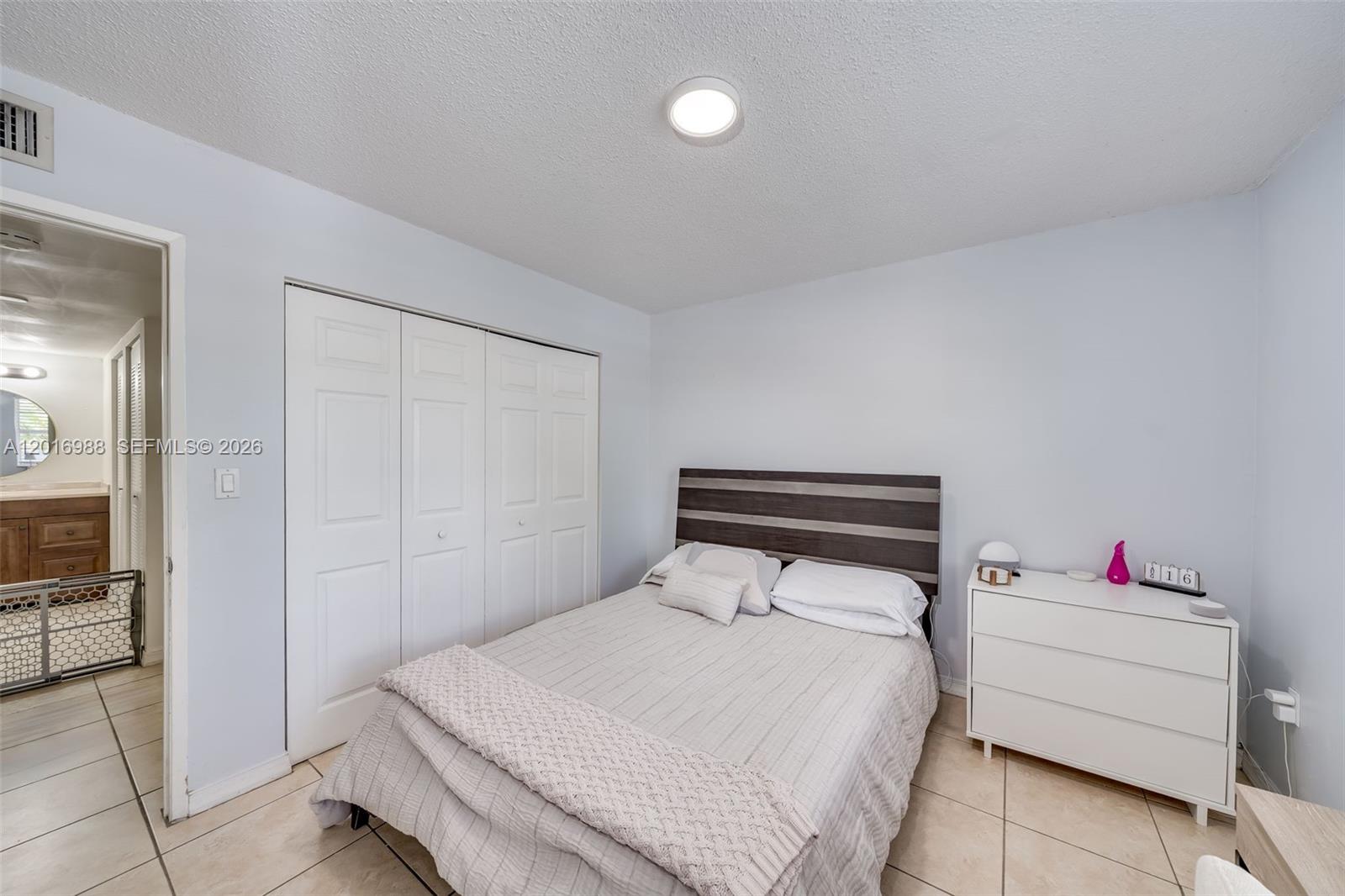Undisclosed Address Miami, FL 33184
