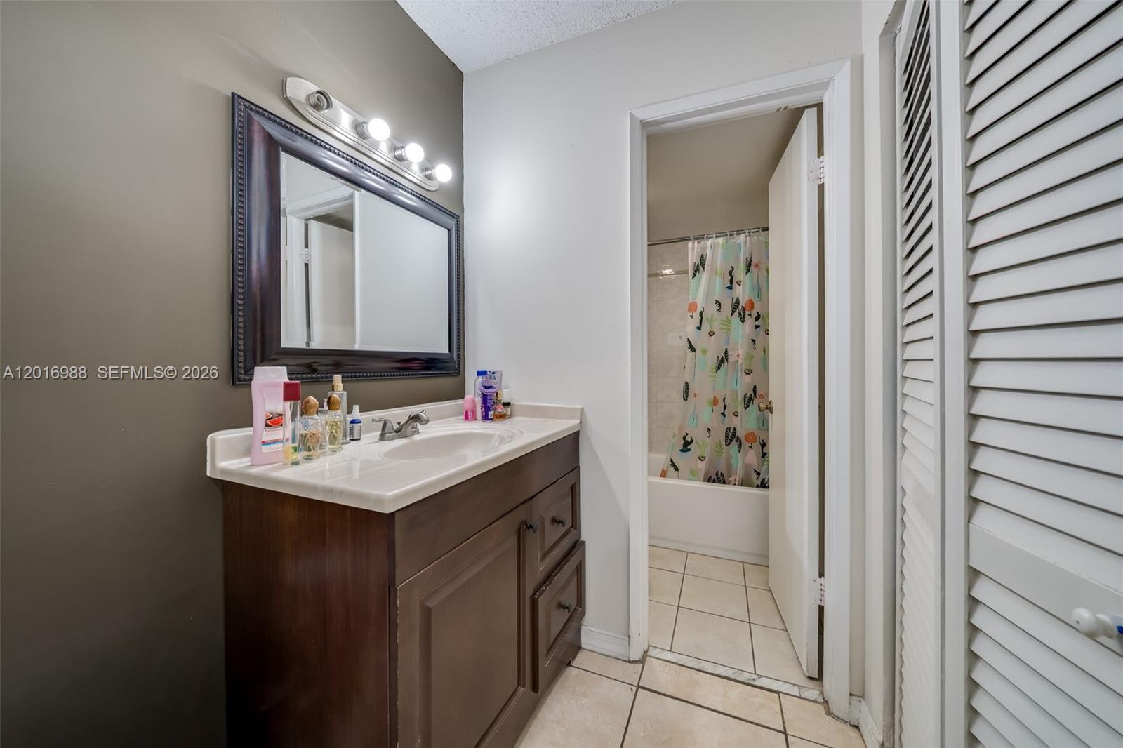 Undisclosed Address Miami, FL 33184