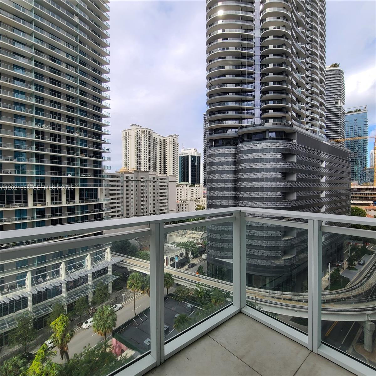image The Bond On Brickell2