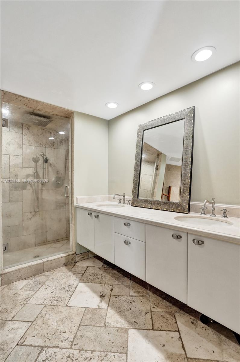 333 Las Olas Way #1608 Fort Lauderdale, FL 33301