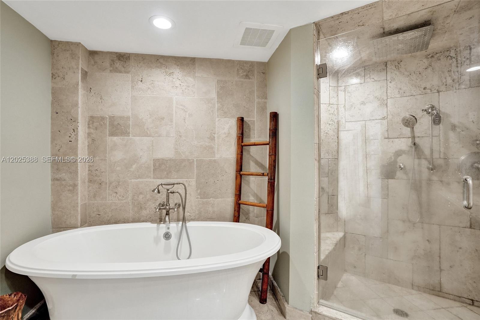 333 Las Olas Way #1608 Fort Lauderdale, FL 33301