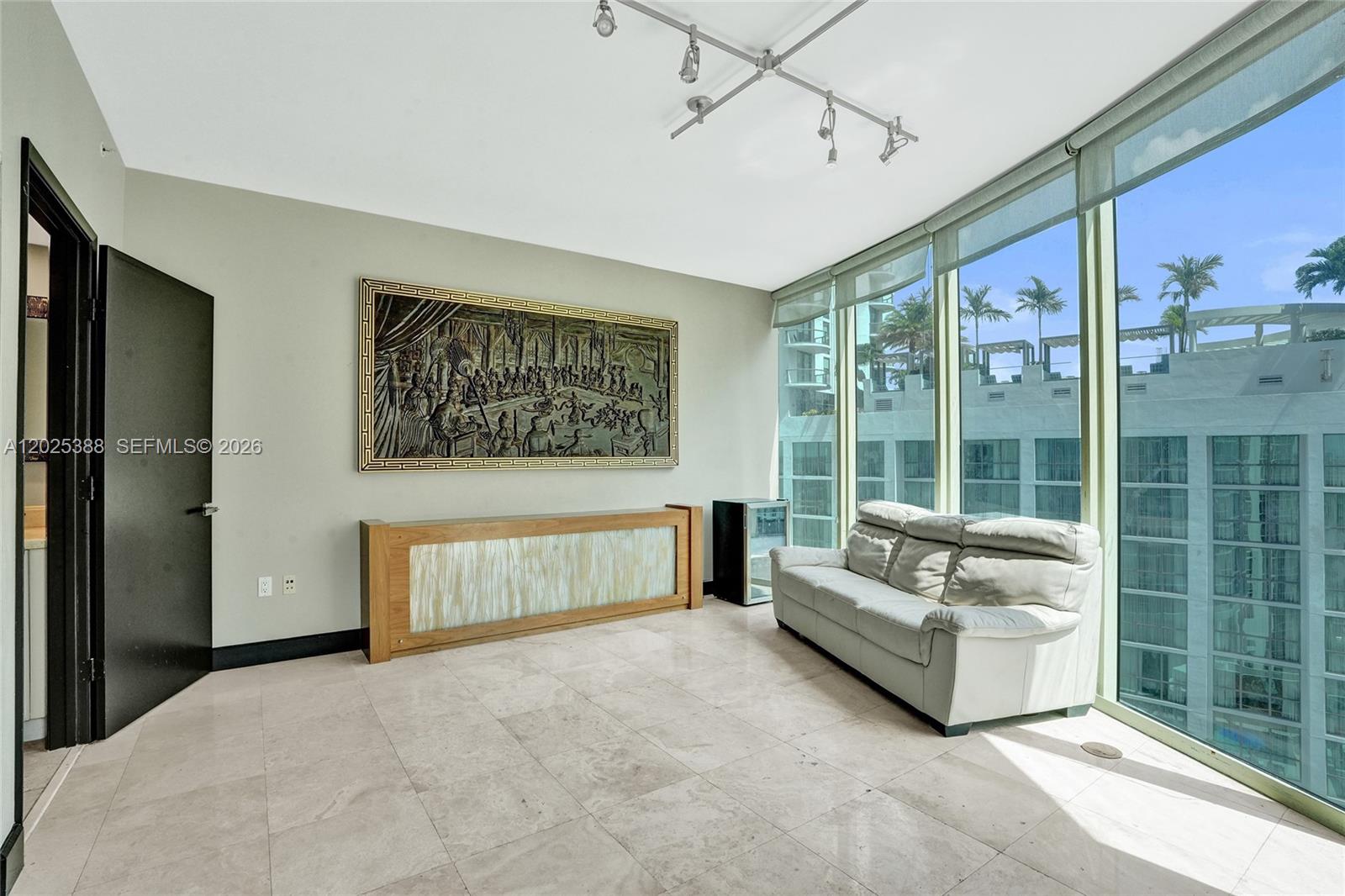 333 Las Olas Way #1608 Fort Lauderdale, FL 33301