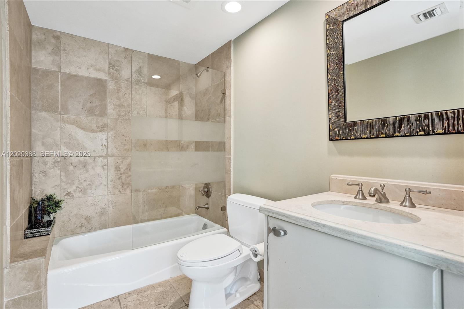 333 Las Olas Way #1608 Fort Lauderdale, FL 33301