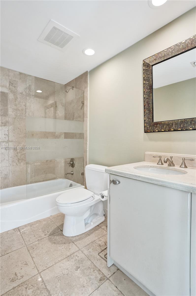 333 Las Olas Way #1608 Fort Lauderdale, FL 33301