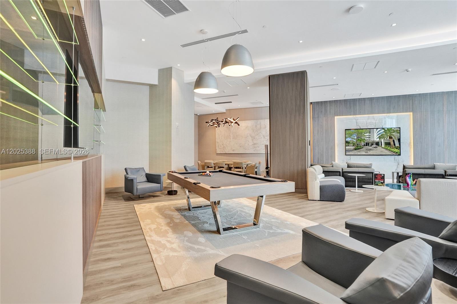 333 Las Olas Way #1608 Fort Lauderdale, FL 33301