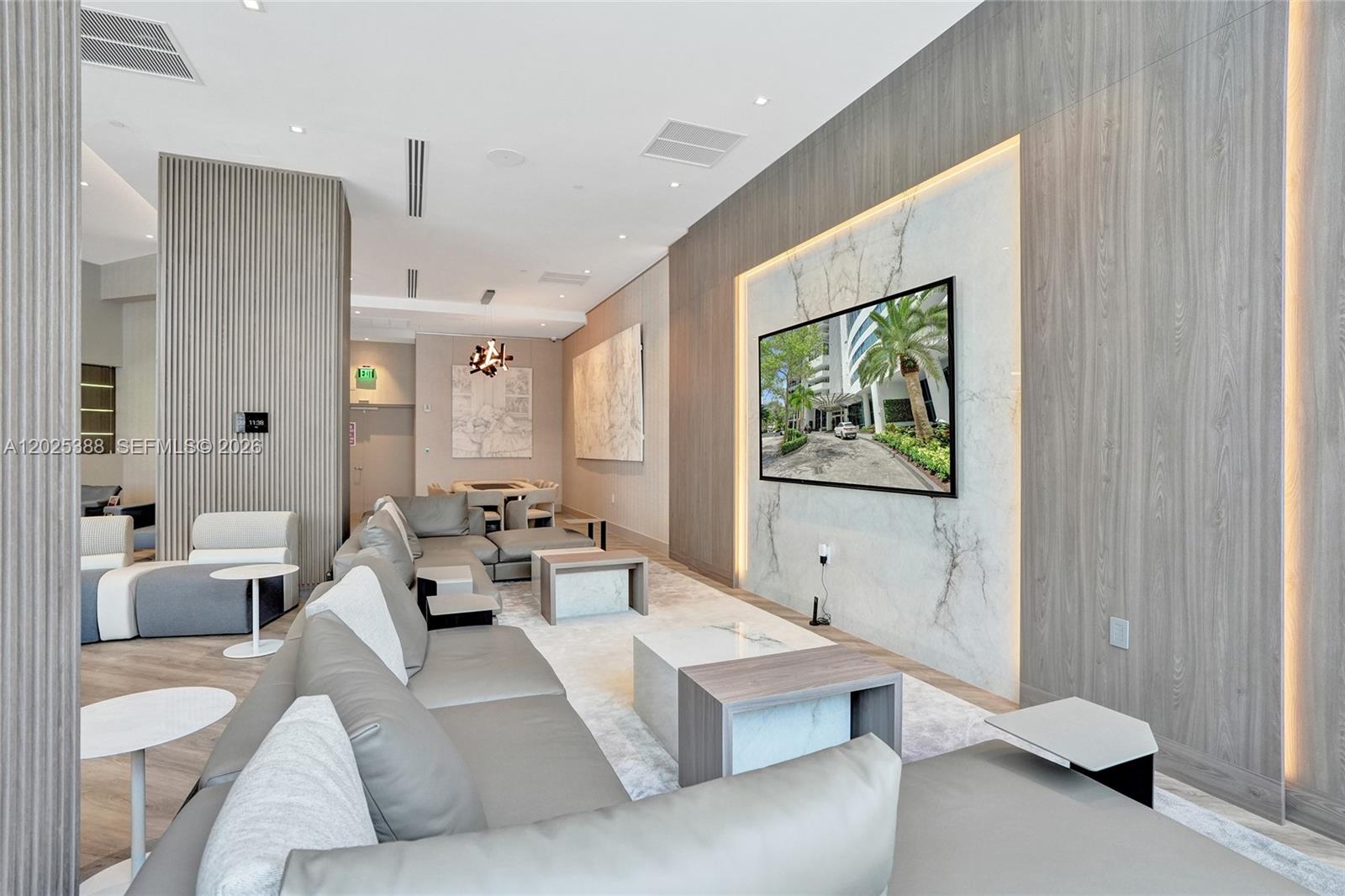 333 Las Olas Way #1608 Fort Lauderdale, FL 33301