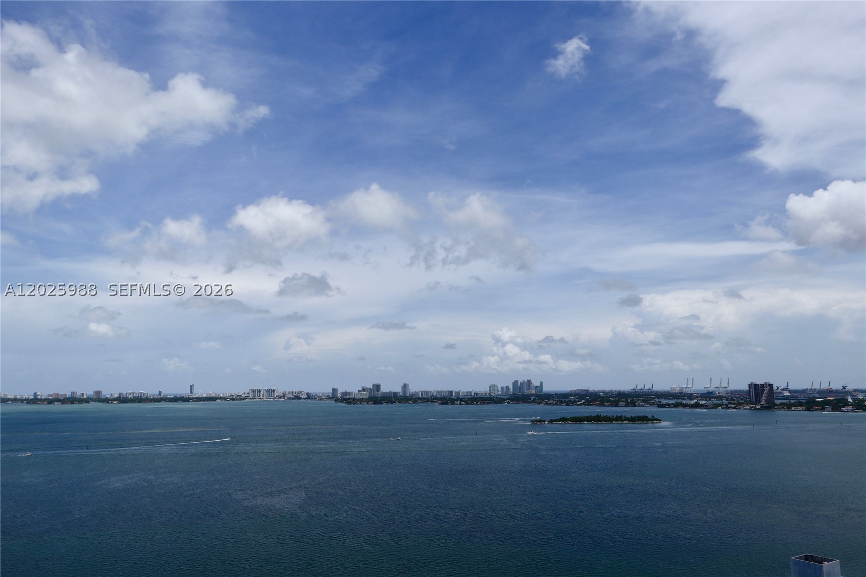 image Paraiso Bay1