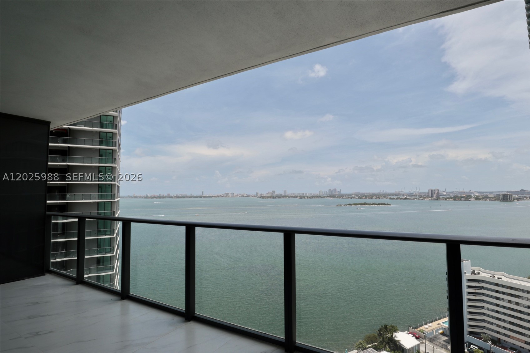 image Paraiso Bay3