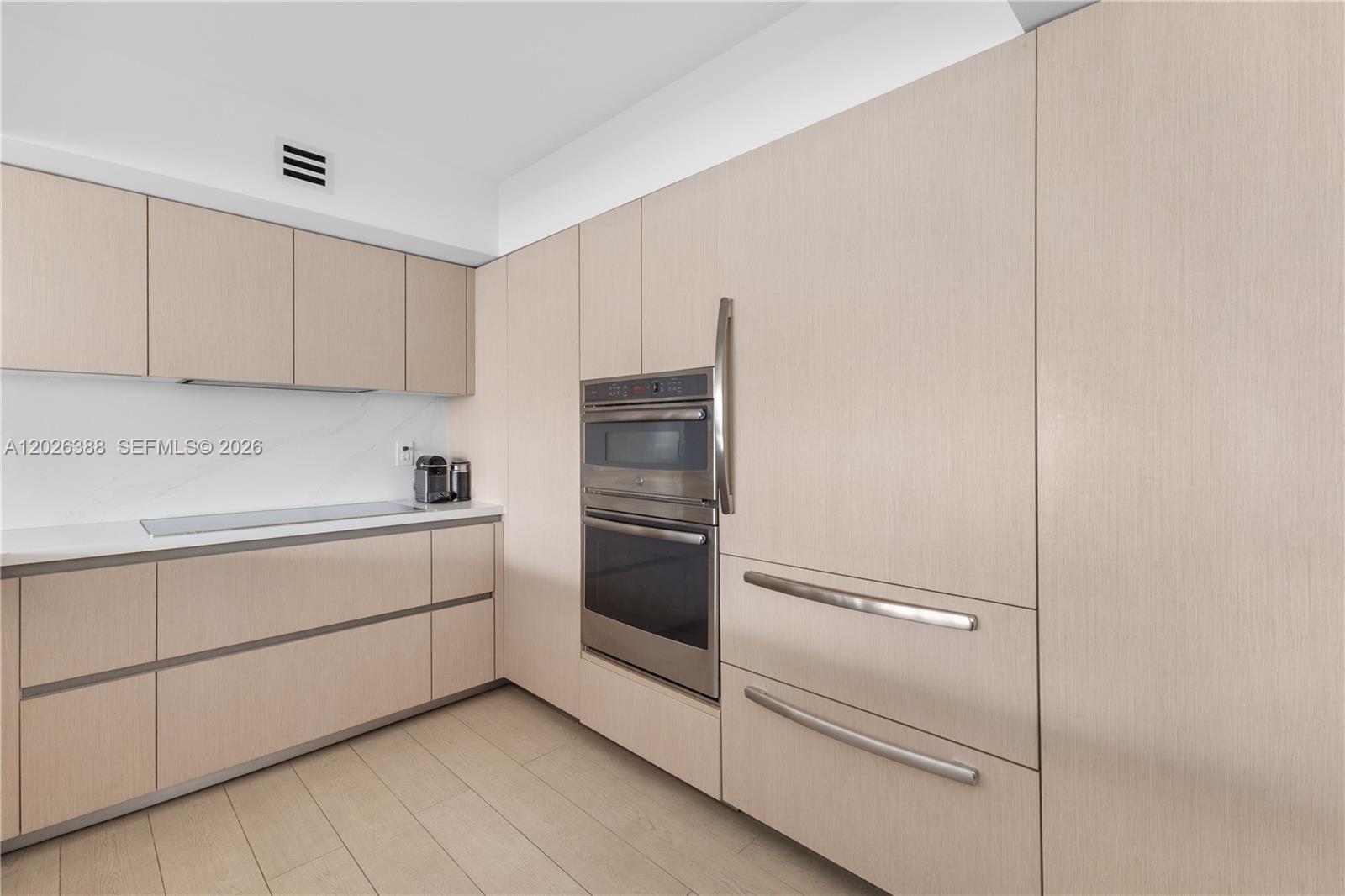 1800 Sunset Harbour #1612 Miami Beach, FL 33139