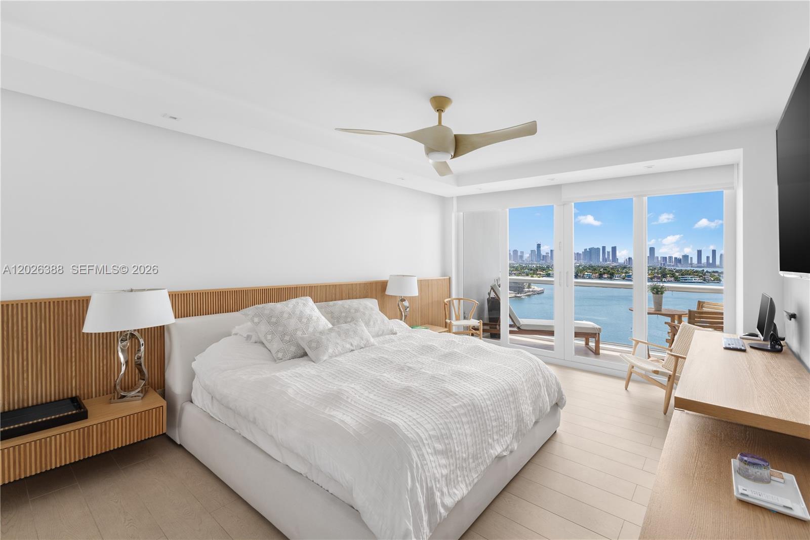 1800 Sunset Harbour #1612 Miami Beach, FL 33139