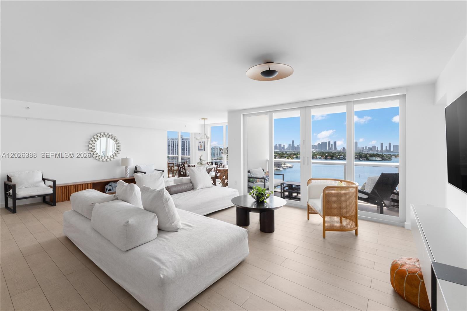 1800 Sunset Harbour #1612 Miami Beach, FL 33139