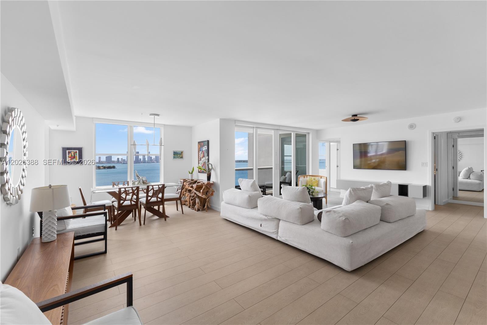 1800 Sunset Harbour #1612 Miami Beach, FL 33139