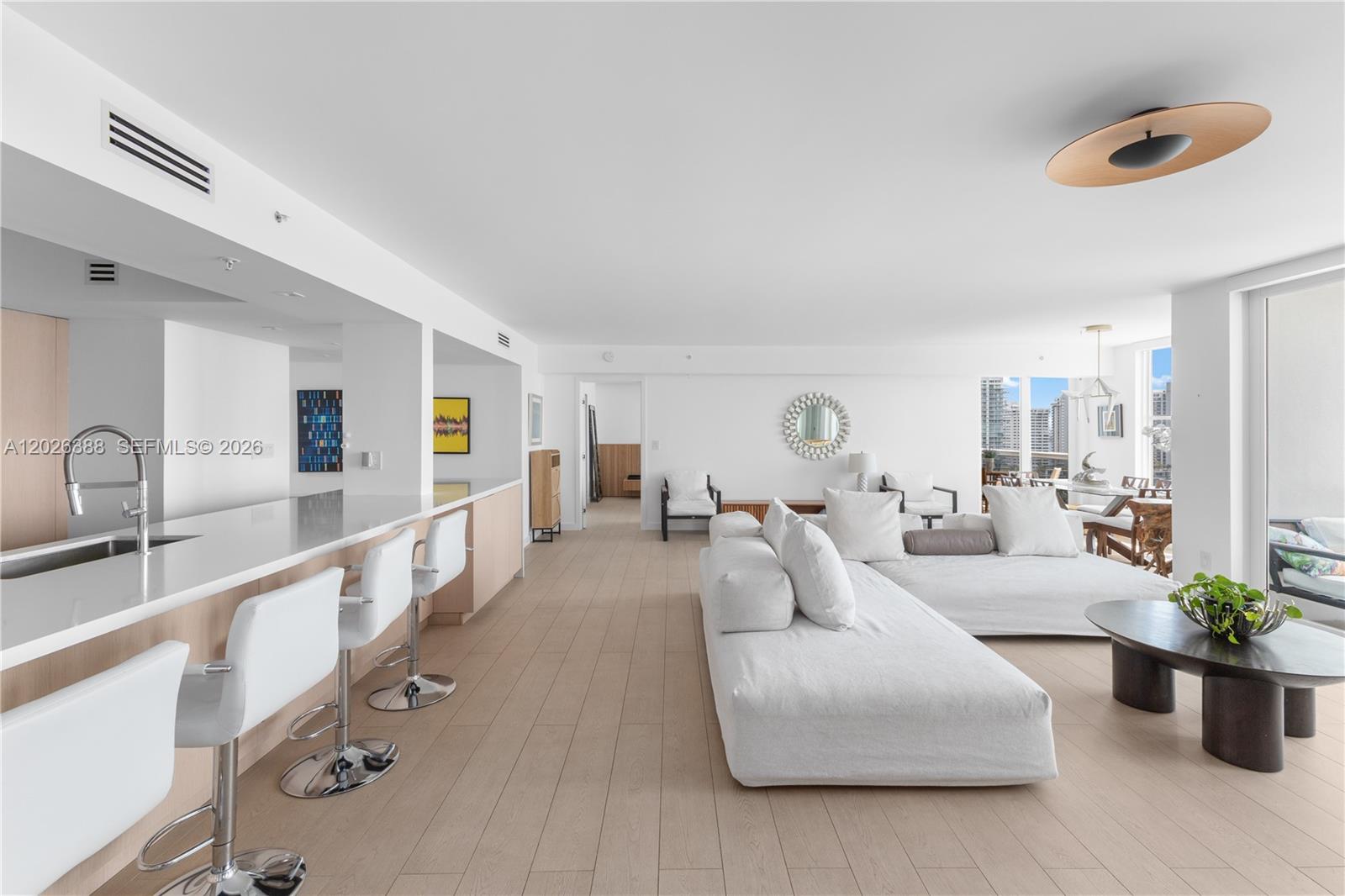 1800 Sunset Harbour #1612 Miami Beach, FL 33139