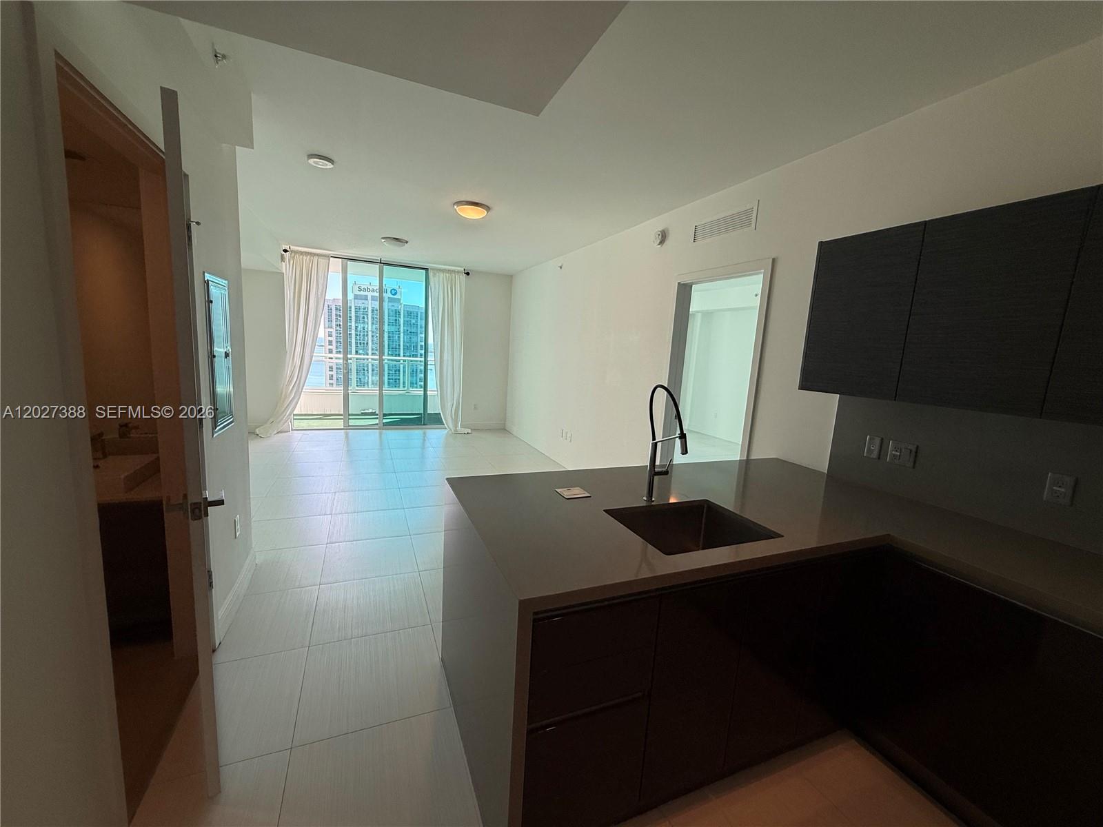 image The Bond on Brickell10
