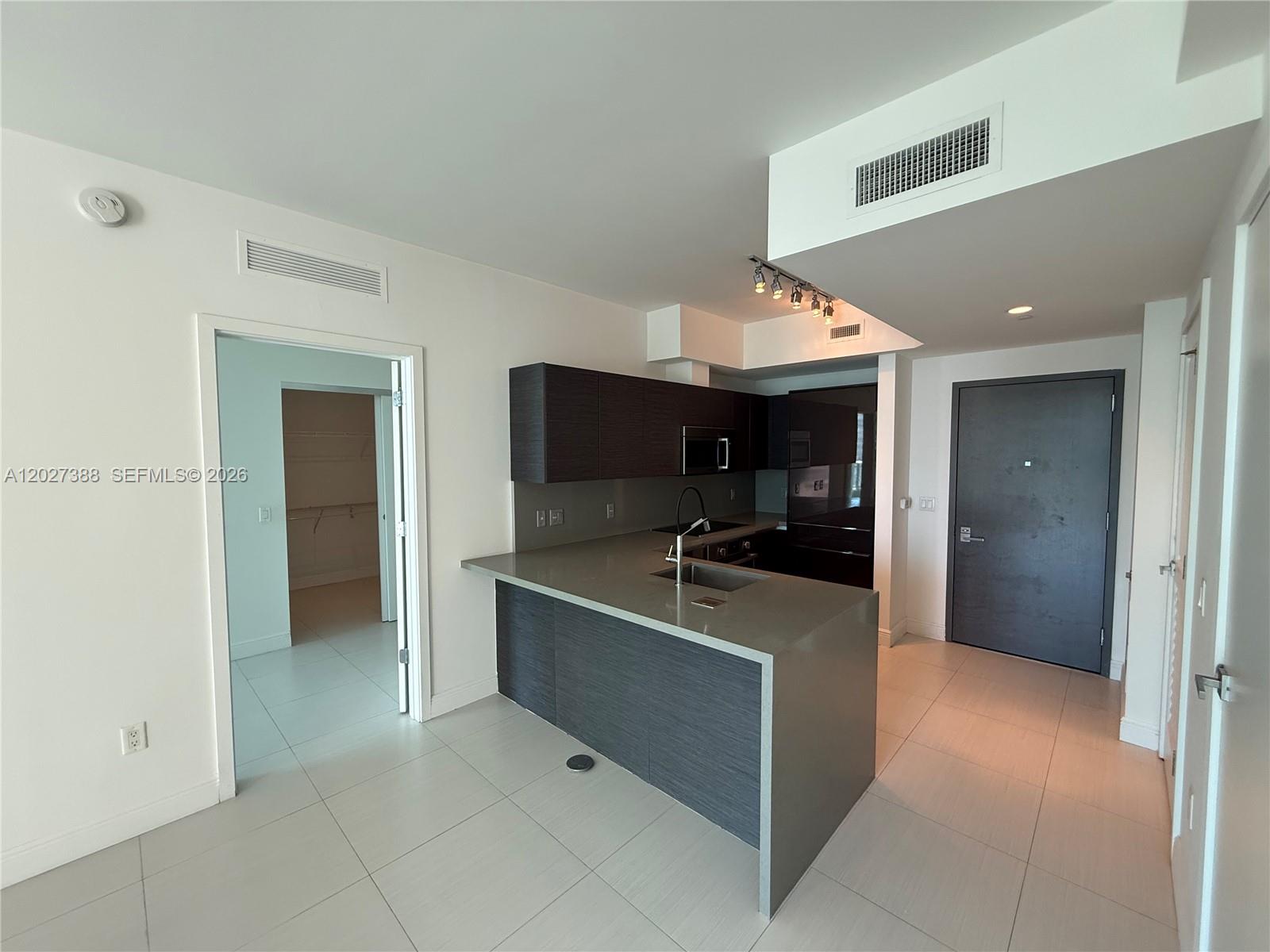 image The Bond on Brickell18