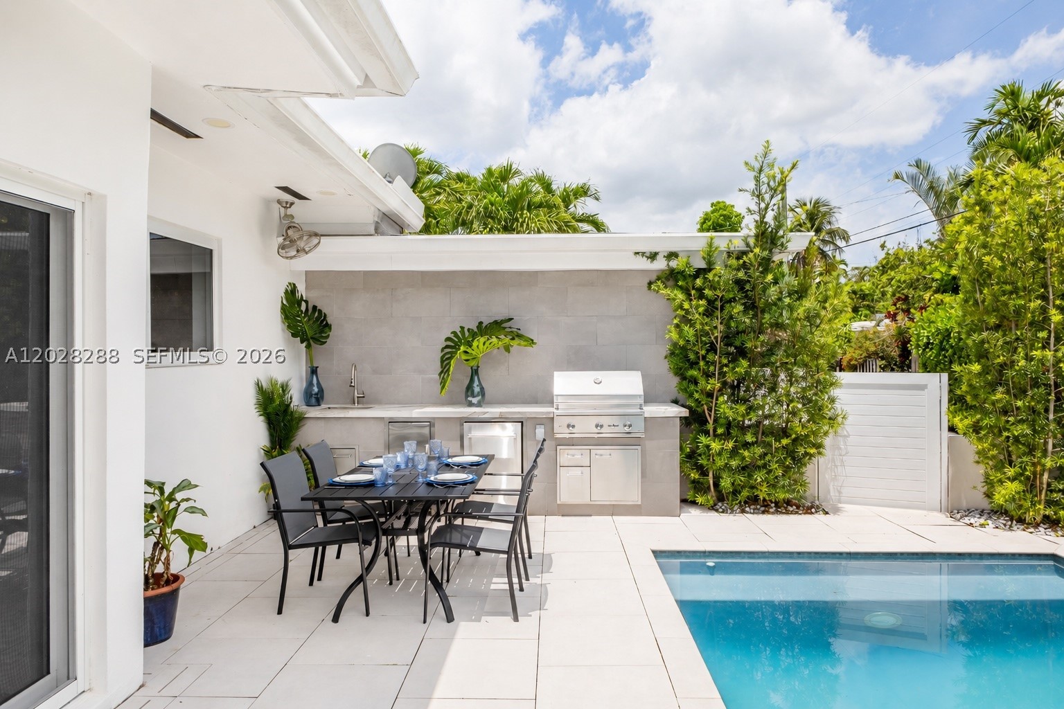 857 NE 98th St Miami Shores, FL 33138