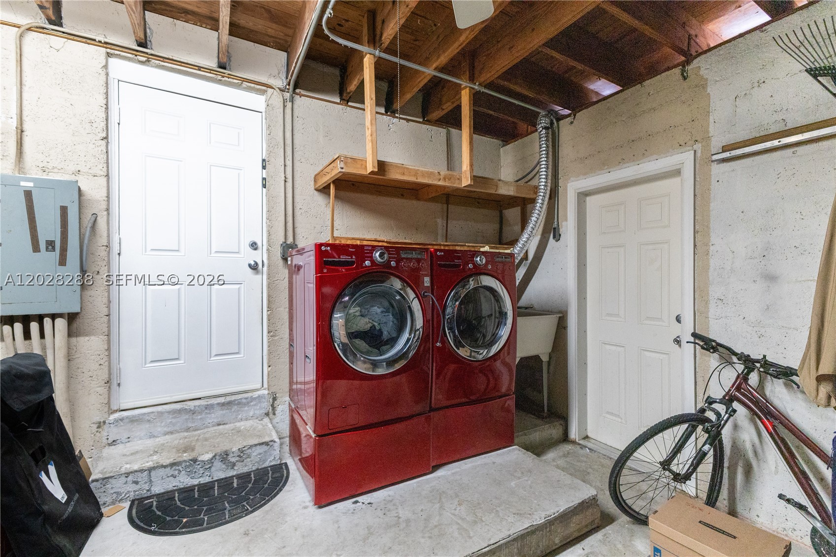 857 NE 98th St Miami Shores, FL 33138