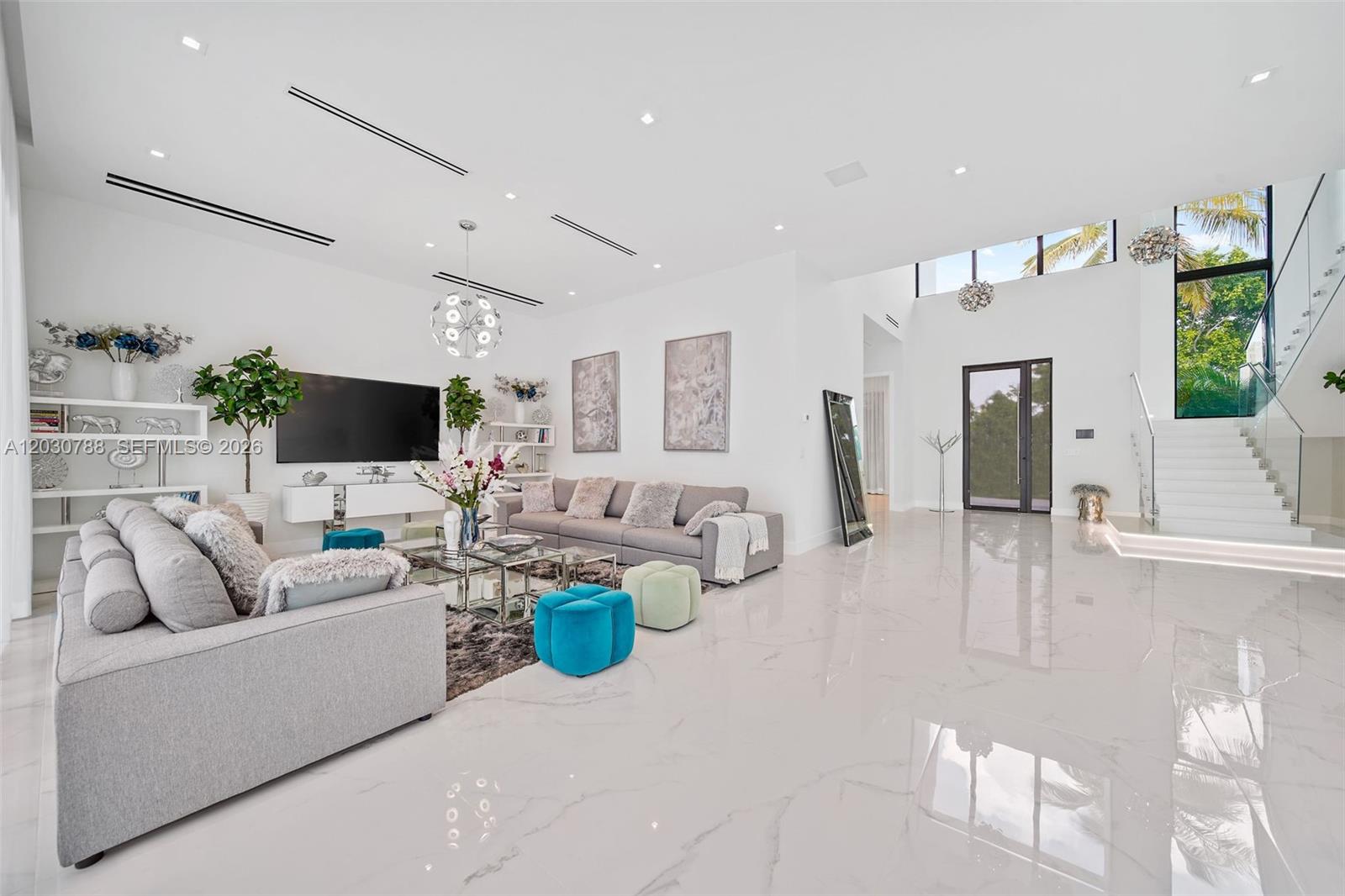 278 190th St Sunny Isles Beach, FL 33160