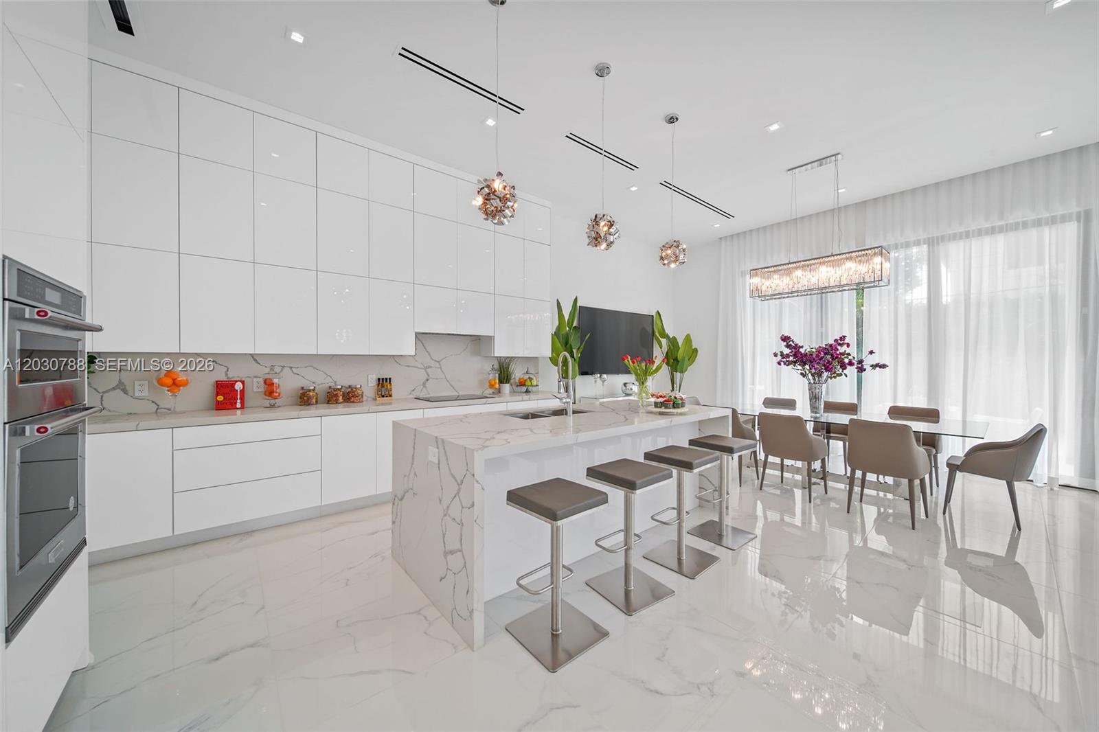 278 190th St Sunny Isles Beach, FL 33160