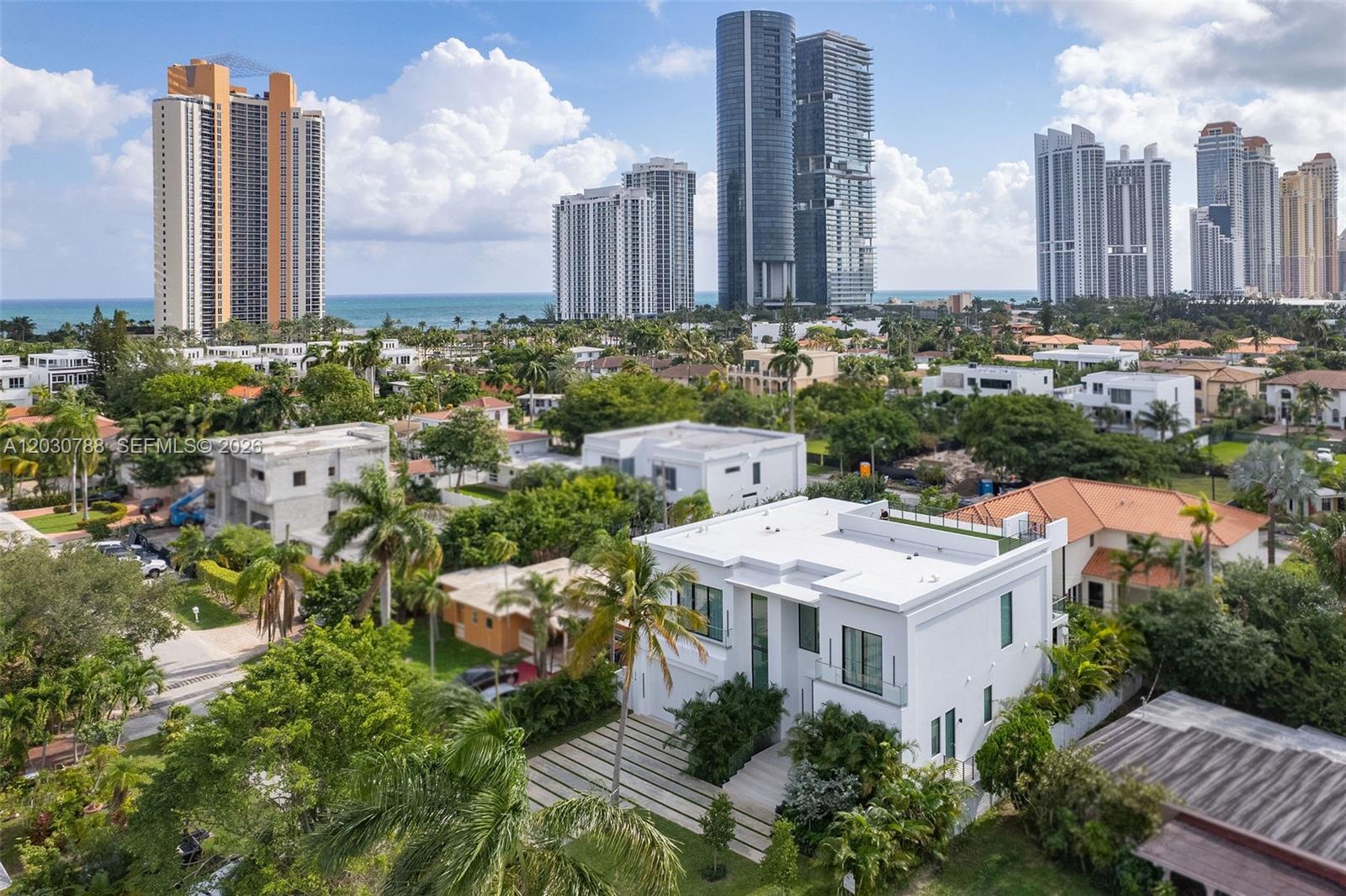 278 190th St Sunny Isles Beach, FL 33160