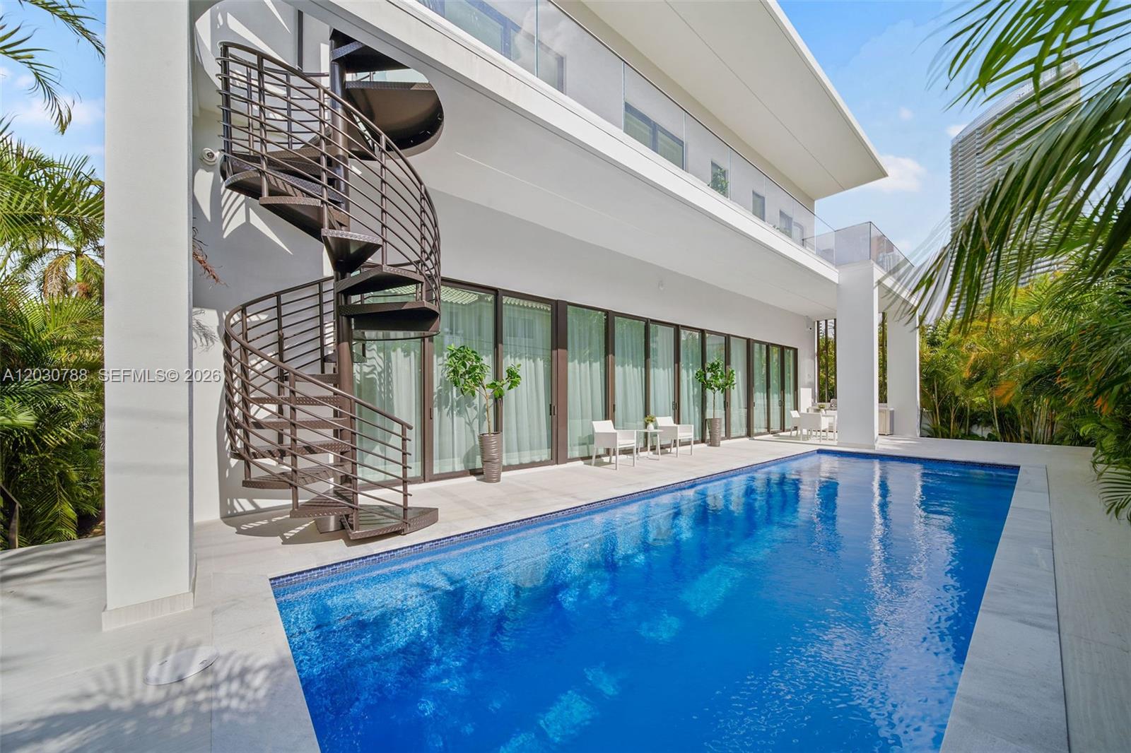 278 190th St Sunny Isles Beach, FL 33160