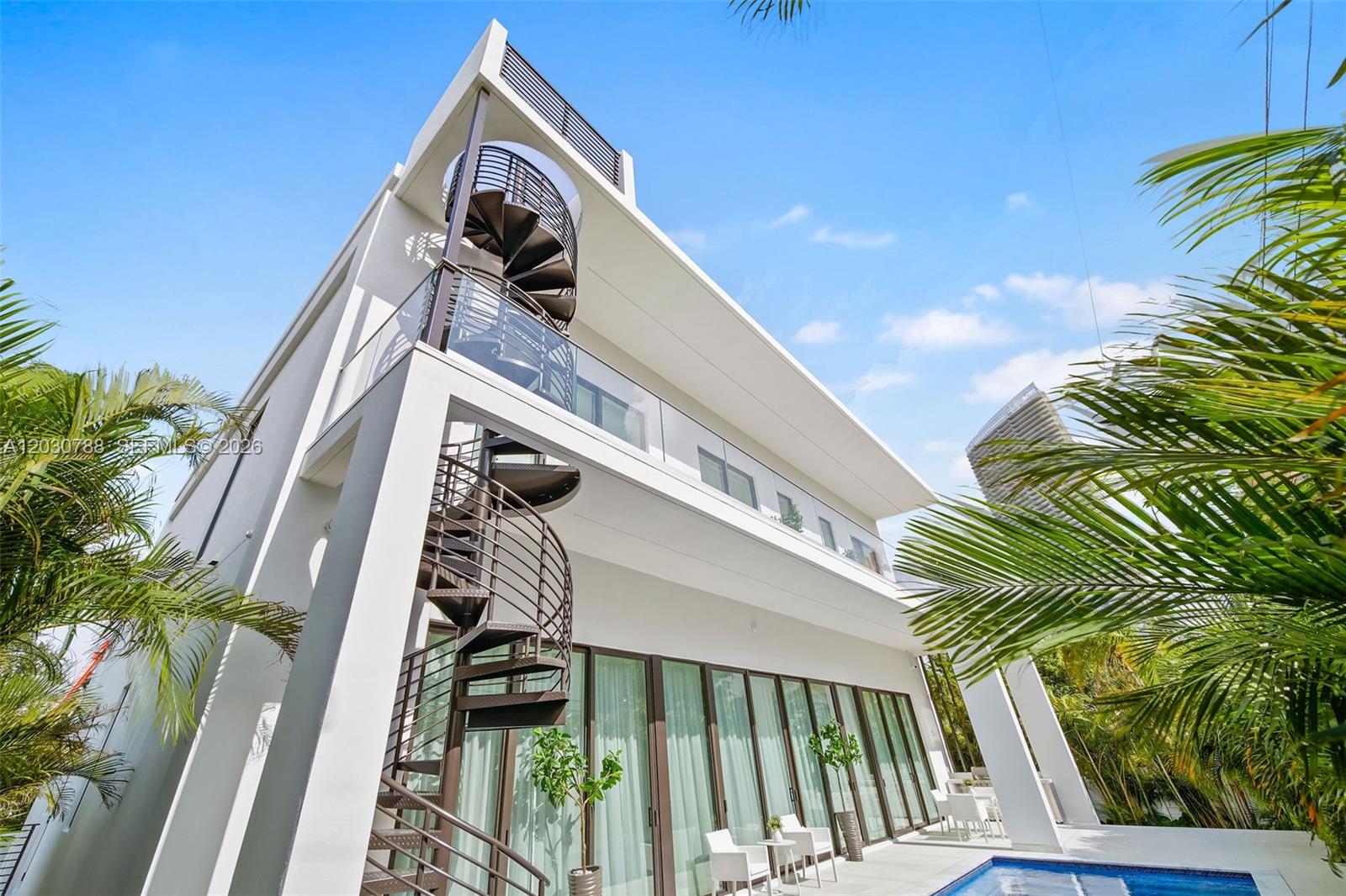 278 190th St Sunny Isles Beach, FL 33160