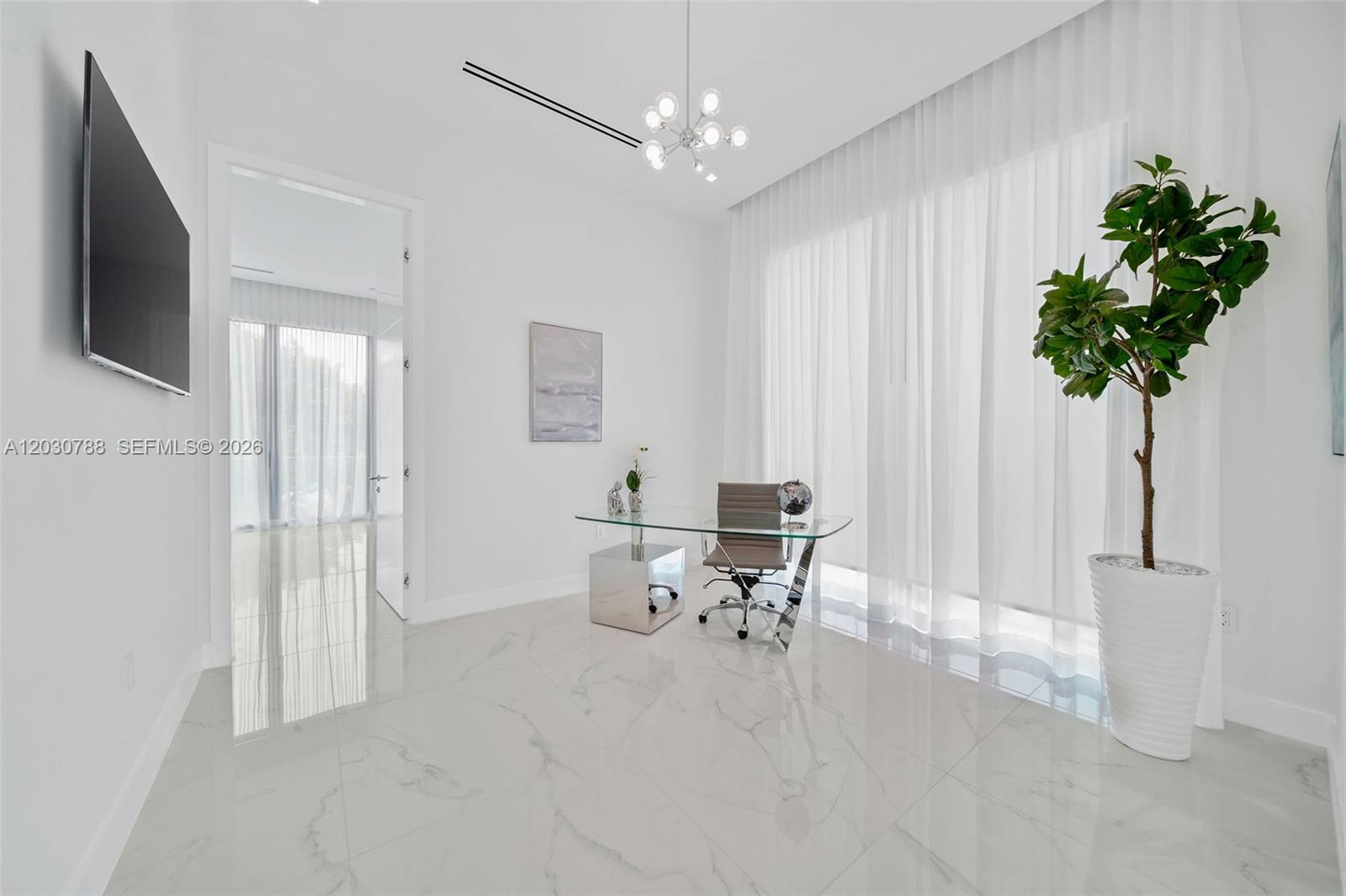 278 190th St Sunny Isles Beach, FL 33160