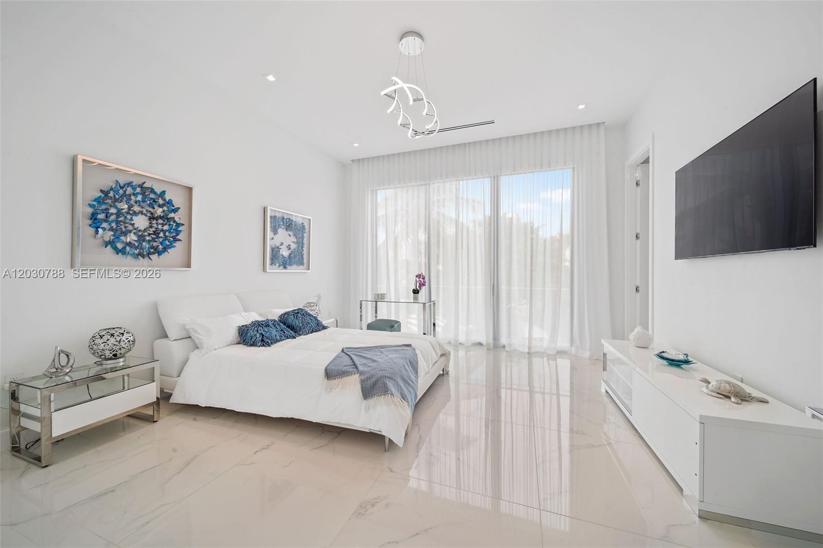 278 190th St Sunny Isles Beach, FL 33160
