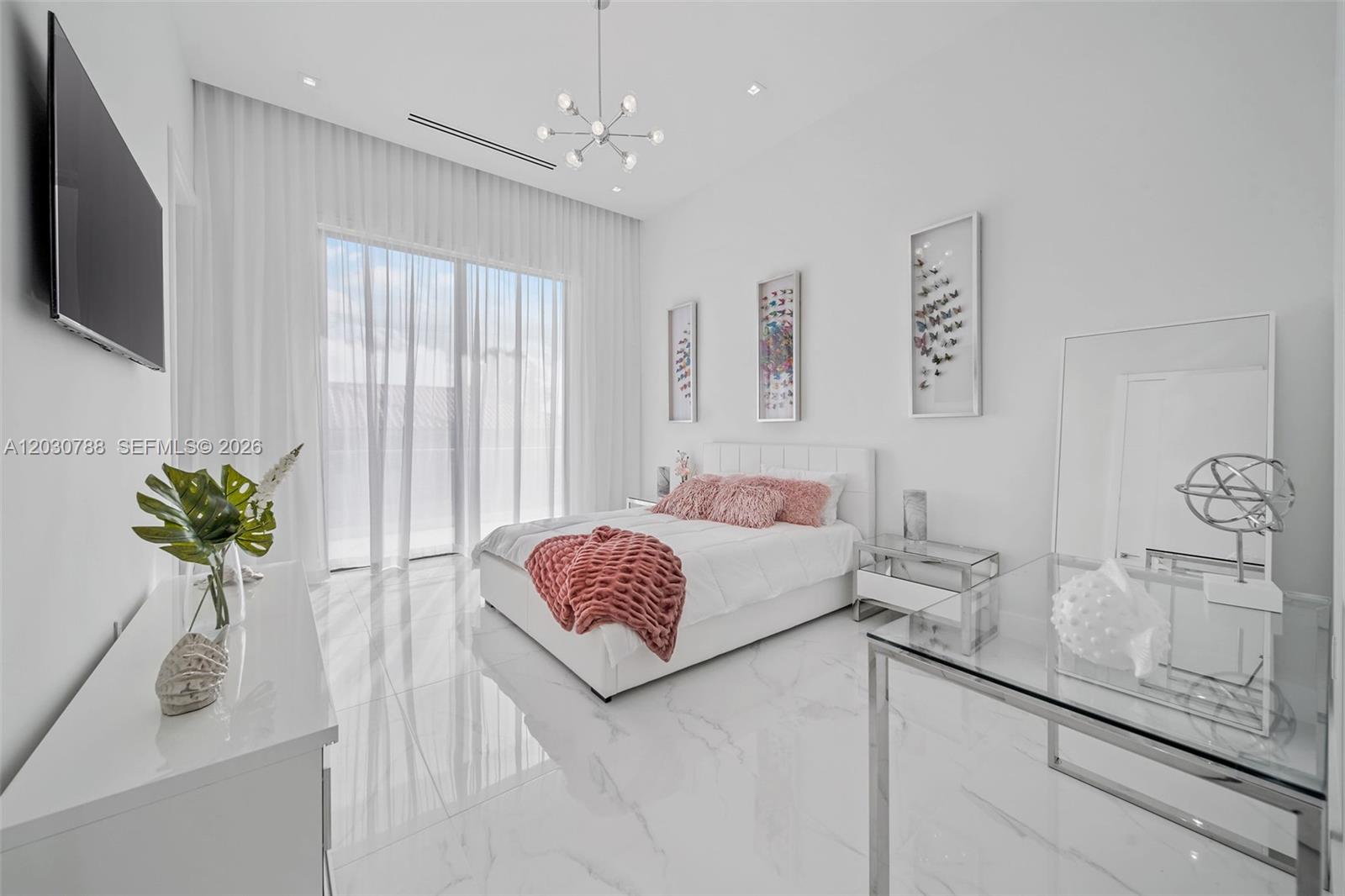 278 190th St Sunny Isles Beach, FL 33160
