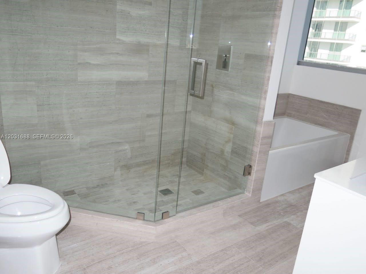 1300 Brickell Bay Dr #3506 Miami, FL 33131