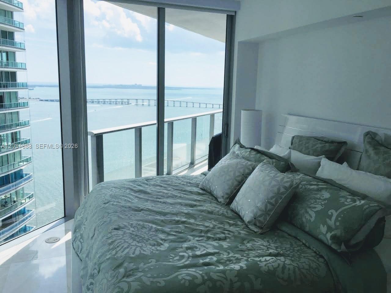 1300 Brickell Bay Dr #3506 Miami, FL 33131