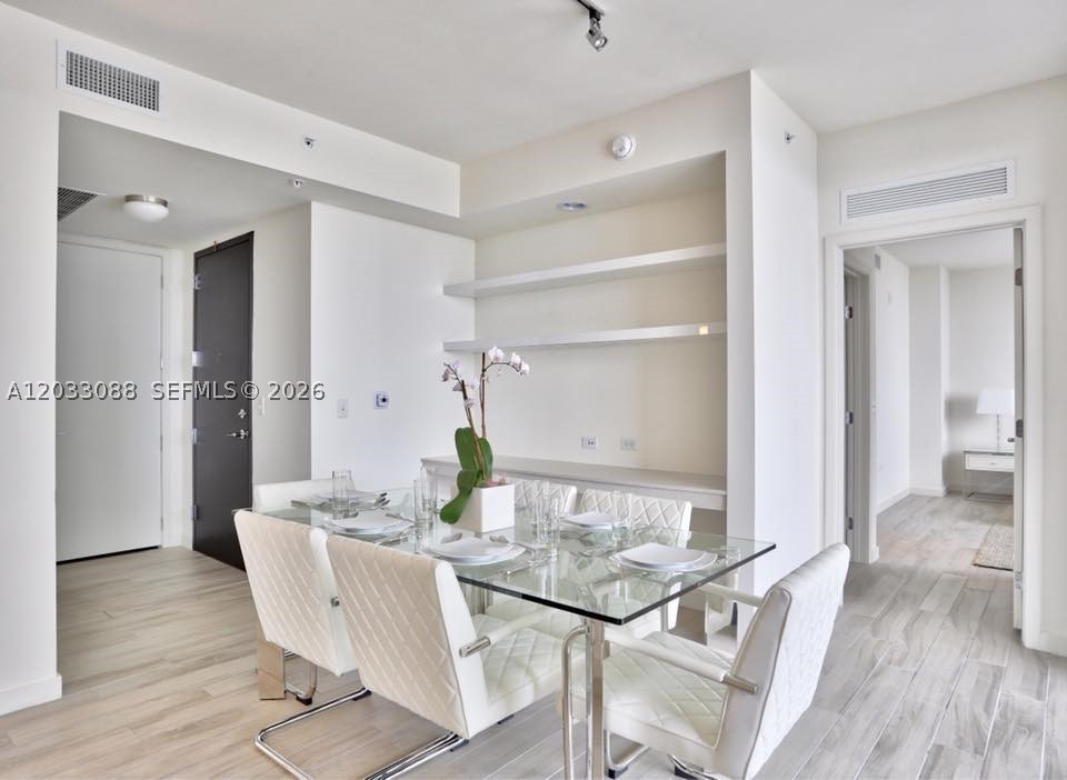 999 SW 1st Ave #2404 Miami, FL 33130