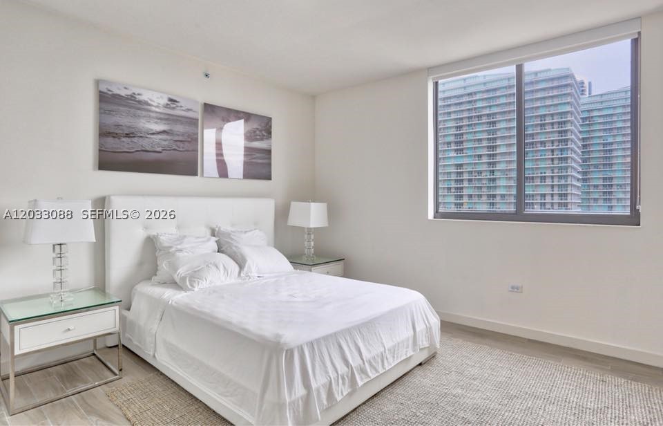 999 SW 1st Ave #2404 Miami, FL 33130