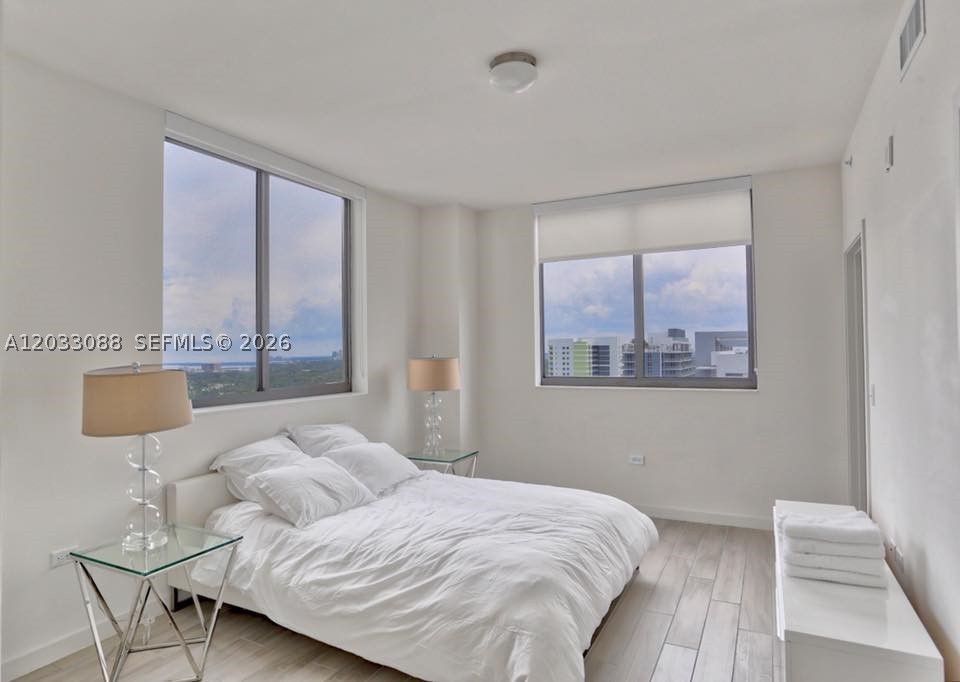 999 SW 1st Ave #2404 Miami, FL 33130