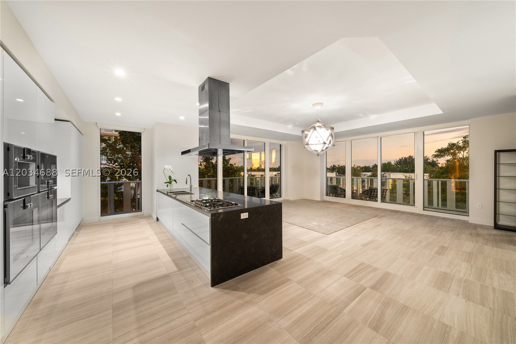 image Ritz-Carlton Residences Miami Beach0