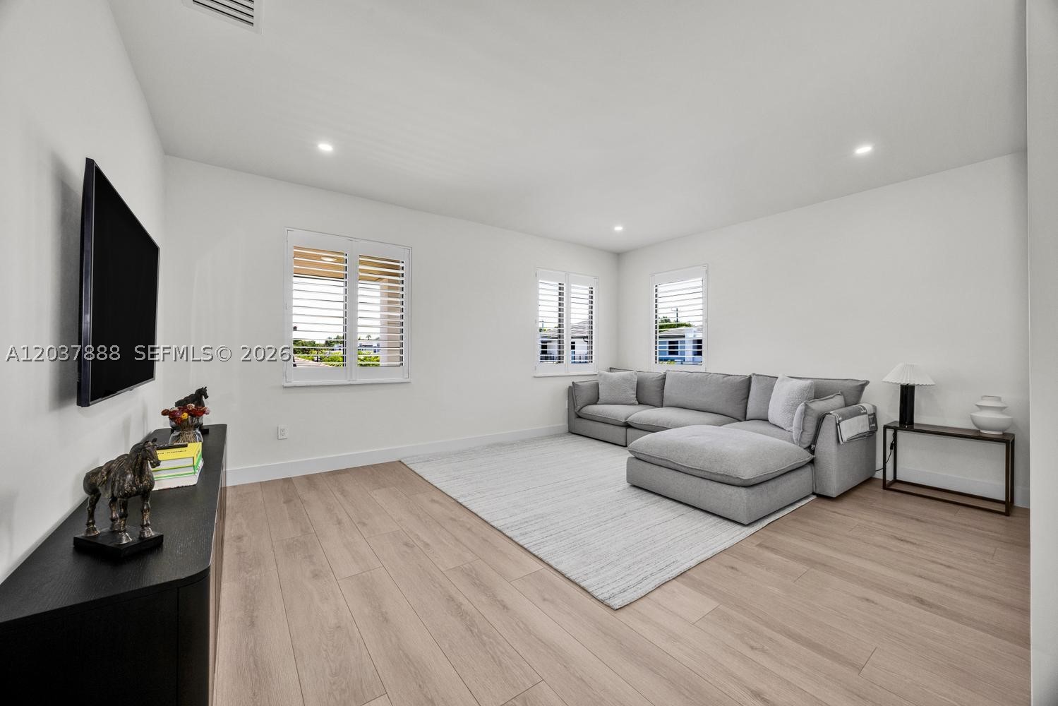 12021 SW 82nd Pl Miami, FL 33156