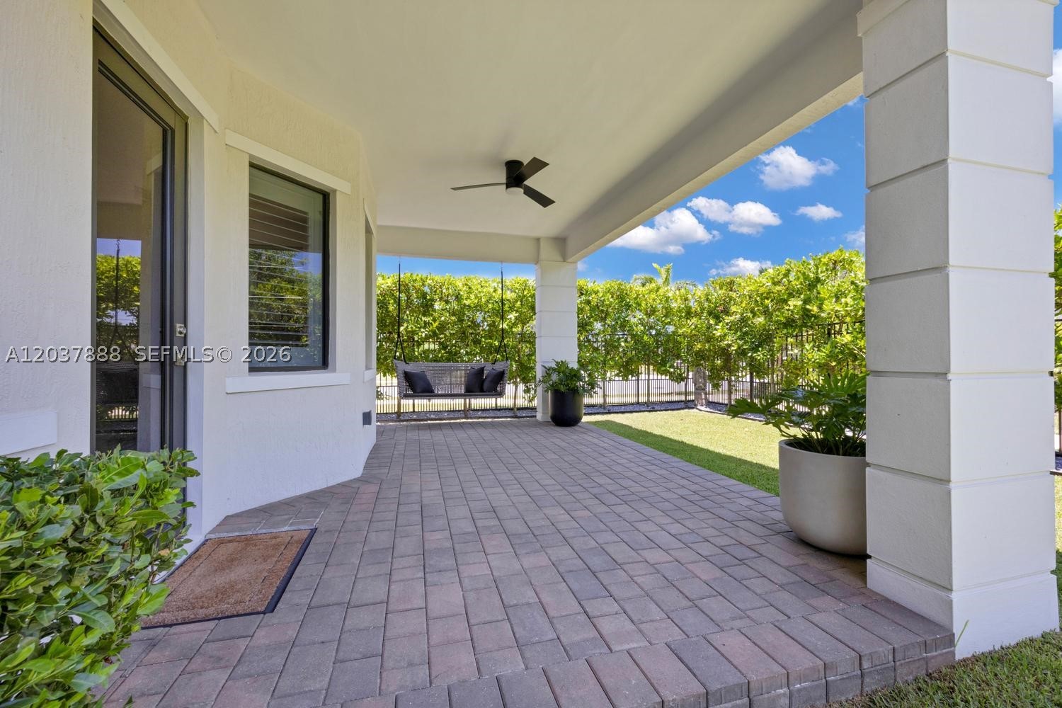 12021 SW 82nd Pl Miami, FL 33156