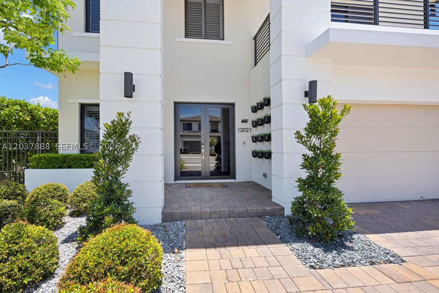 12021 SW 82nd Pl Miami, FL 33156