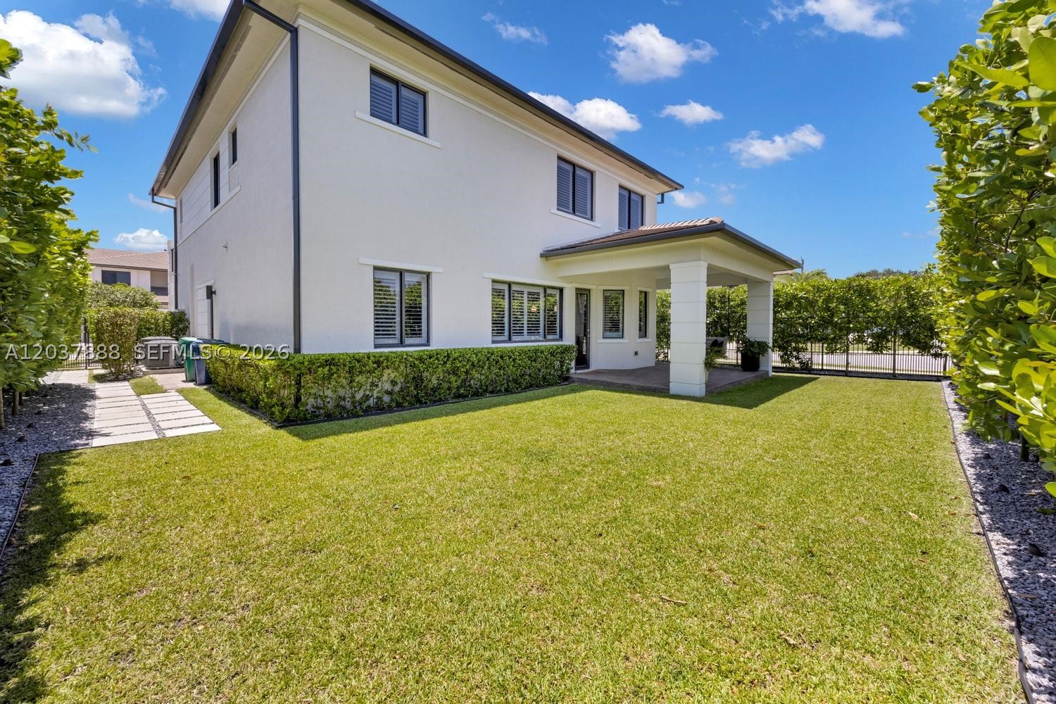 12021 SW 82nd Pl Miami, FL 33156