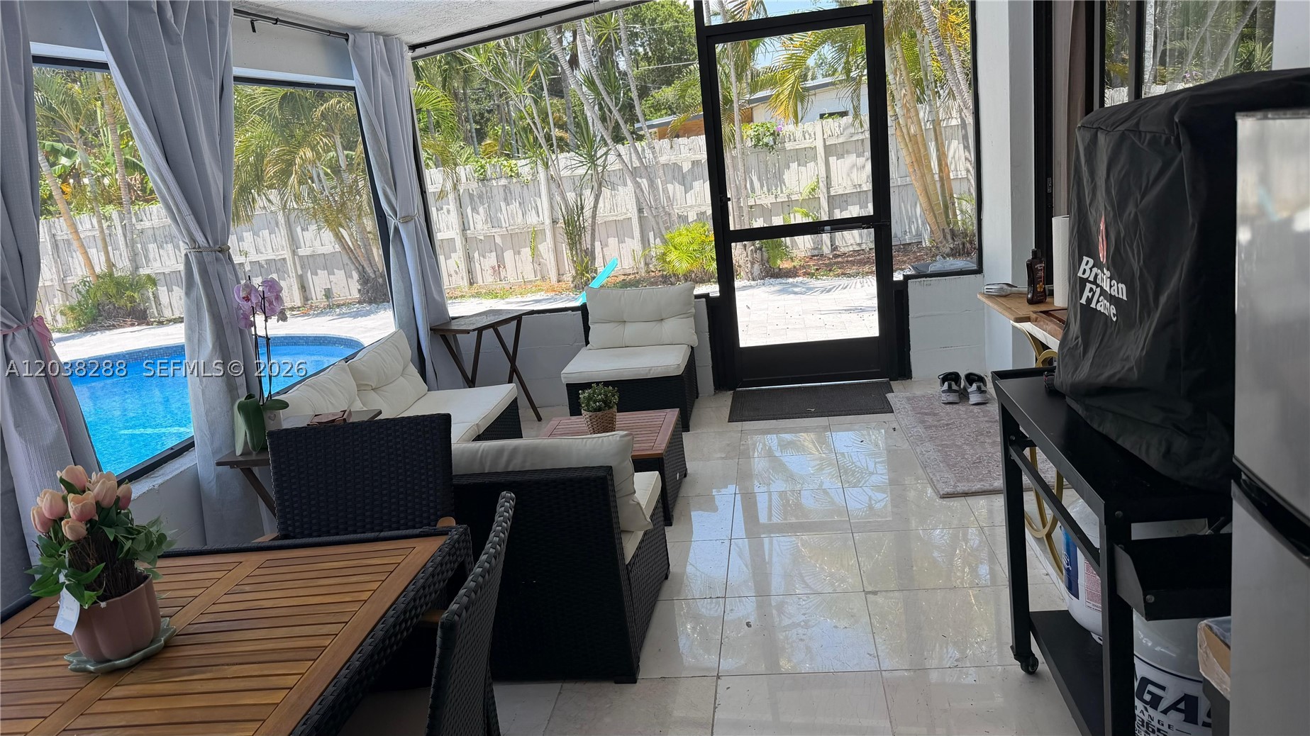 4161 NE 17th Ave Pompano Beach, FL 33064