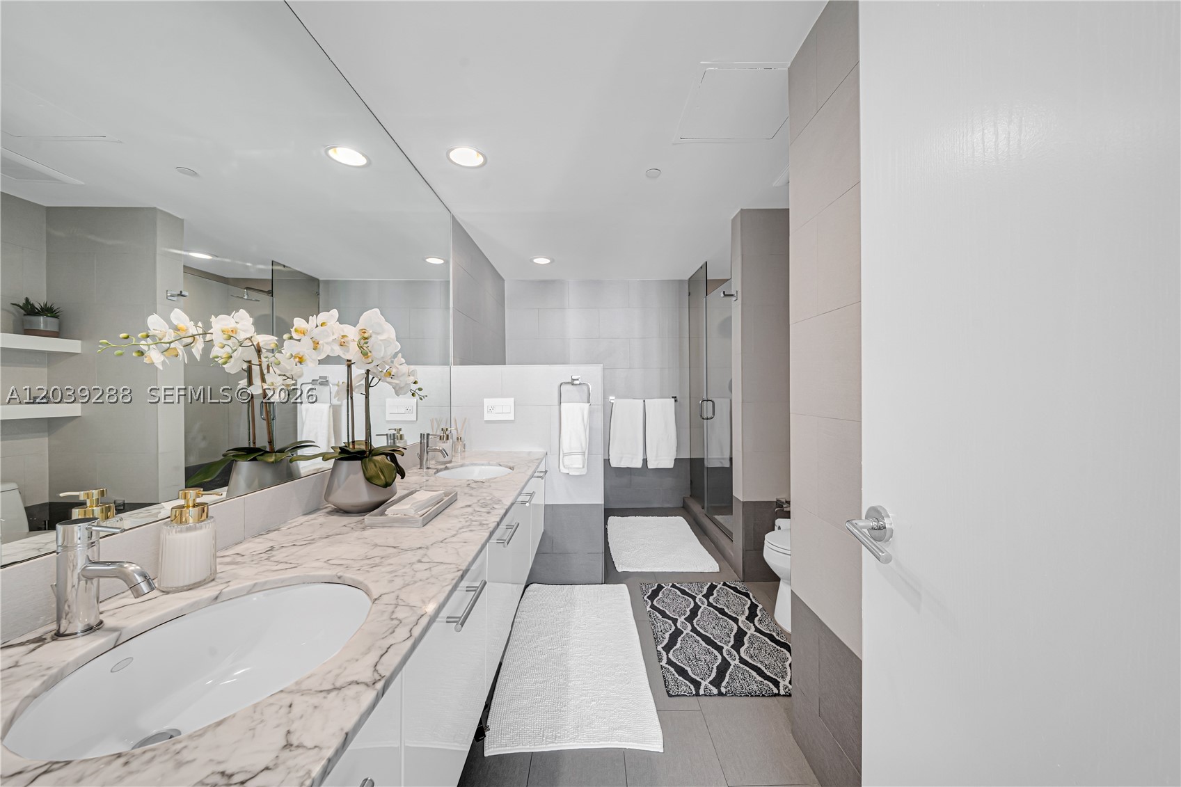 Undisclosed Address Miami, FL 33131