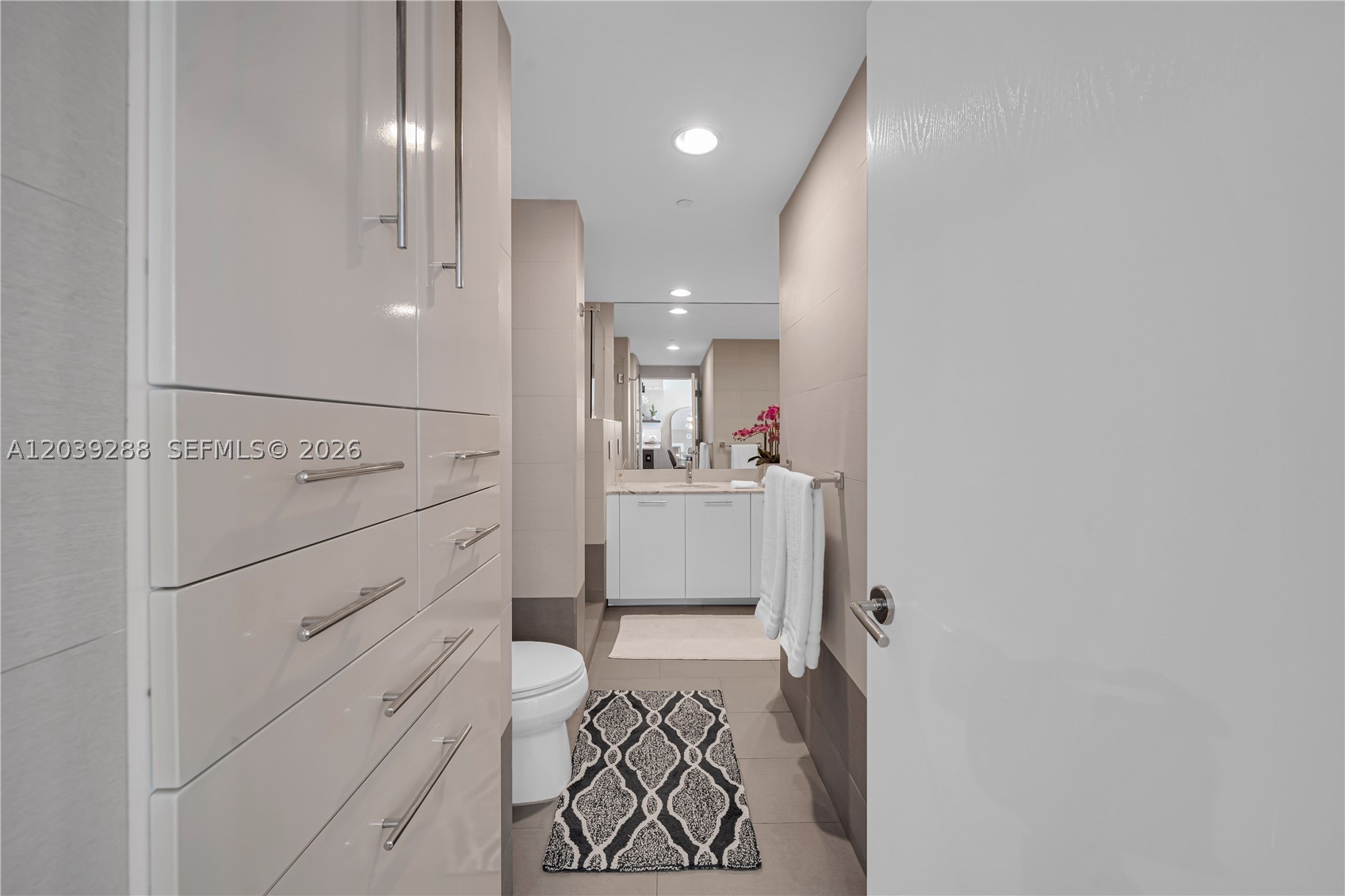 Undisclosed Address Miami, FL 33131