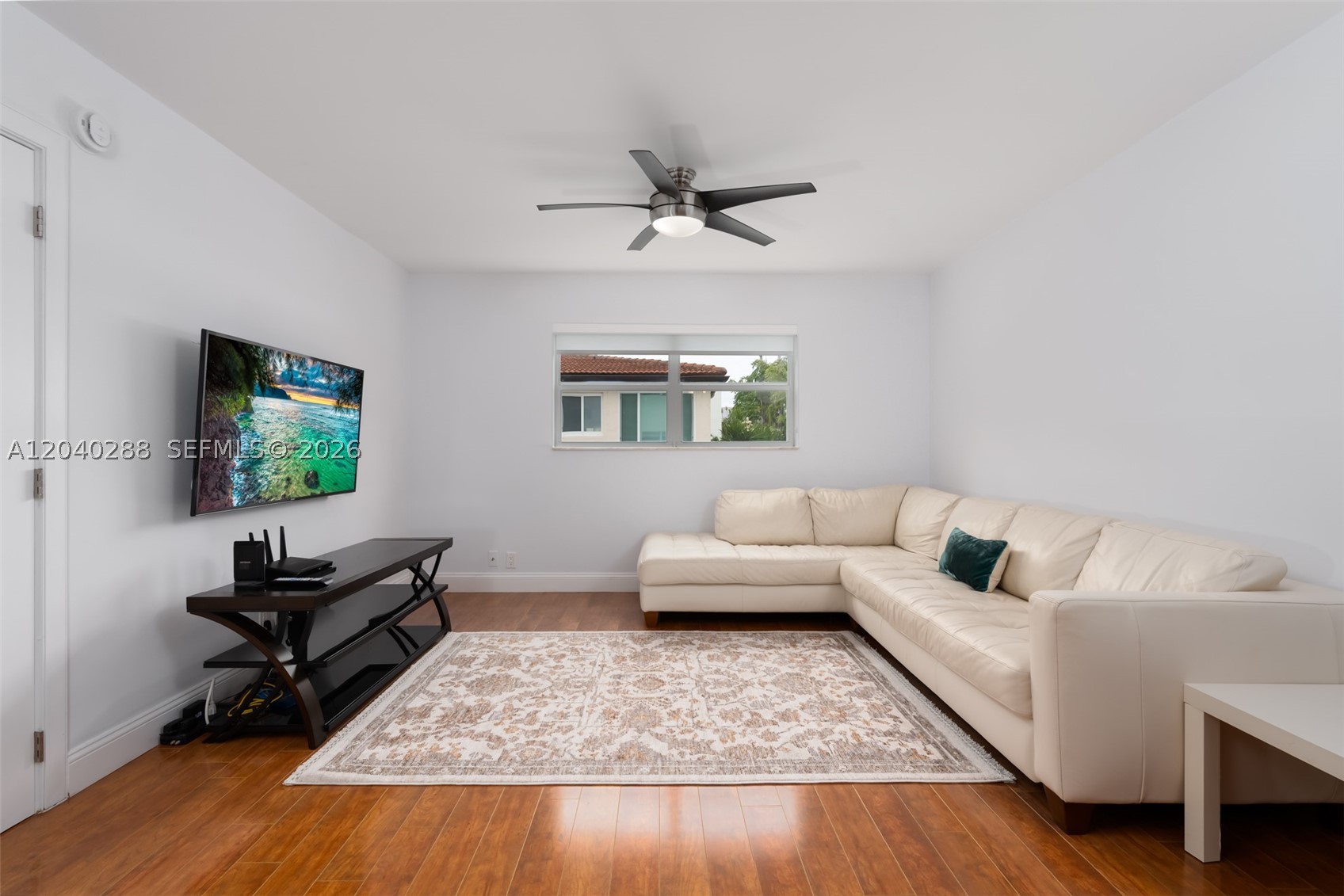 611 NE 14th Ave #206