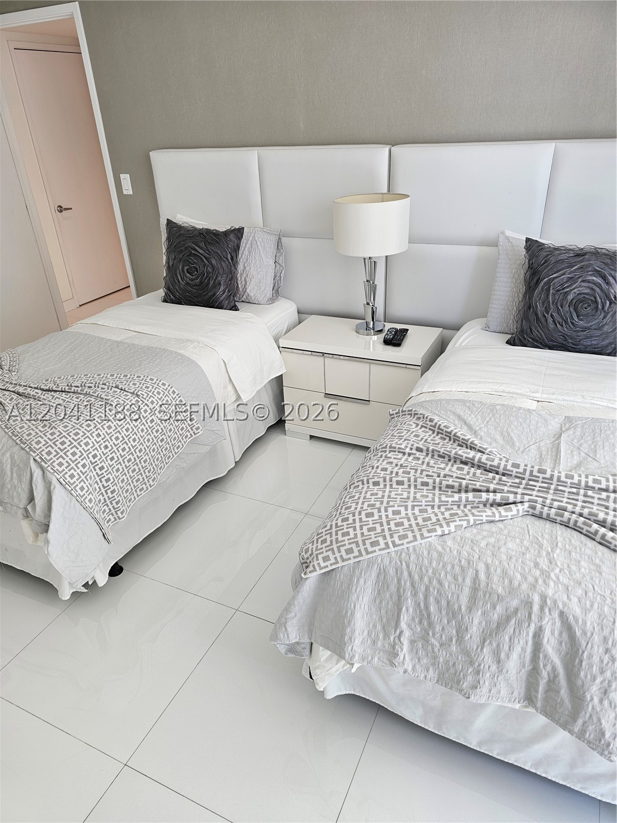 image St Tropez Sunny Isles29