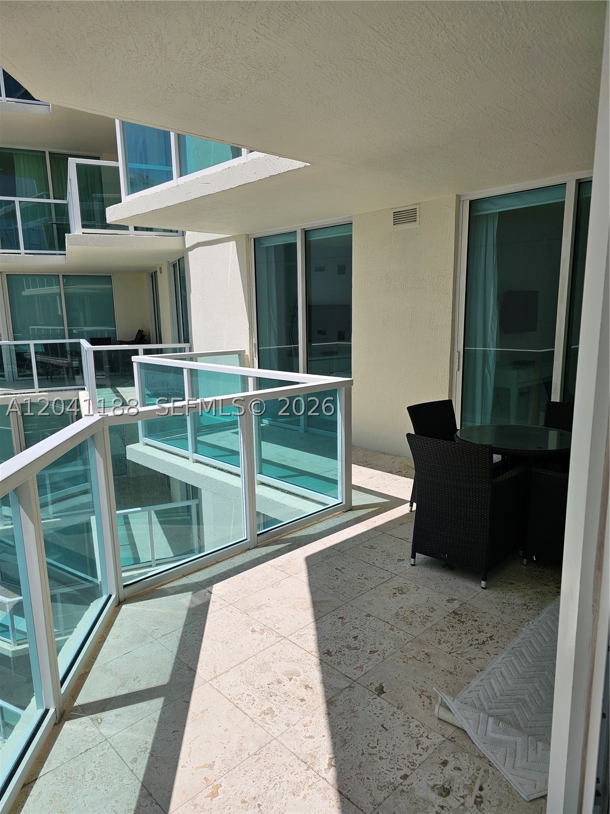 image St Tropez Sunny Isles34