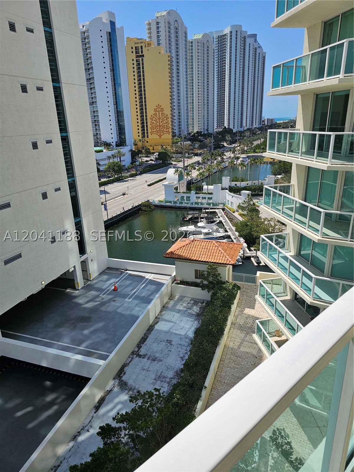 image St Tropez Sunny Isles37
