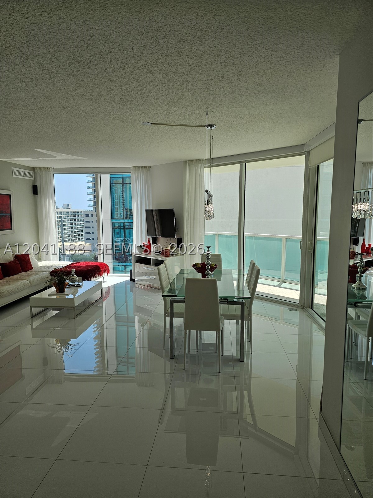 image St Tropez Sunny Isles6
