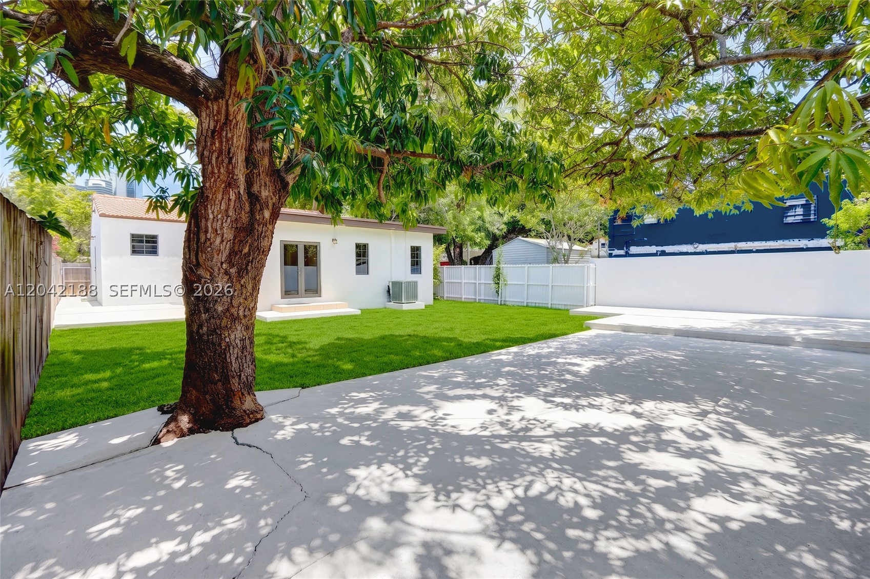 322 SW 18th Rd Miami, FL 33129